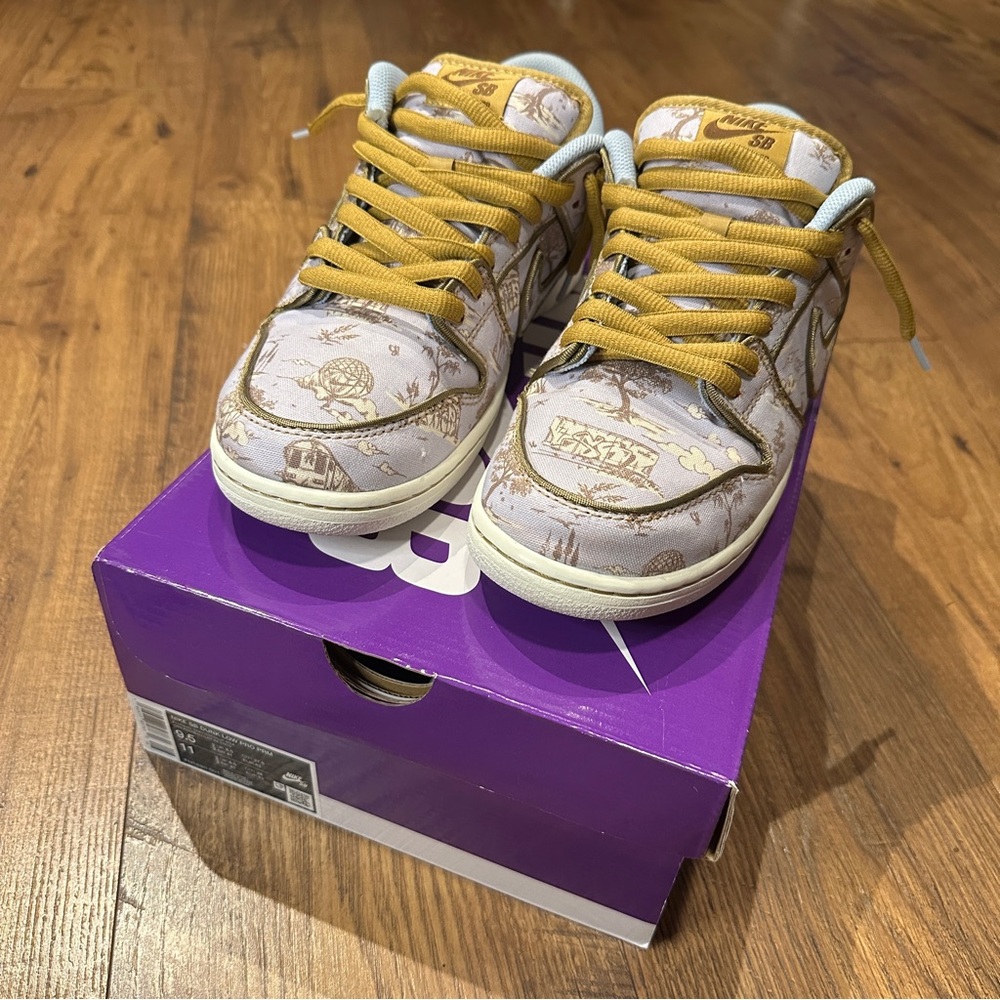 Nike SB Dunk Low Pro Premium